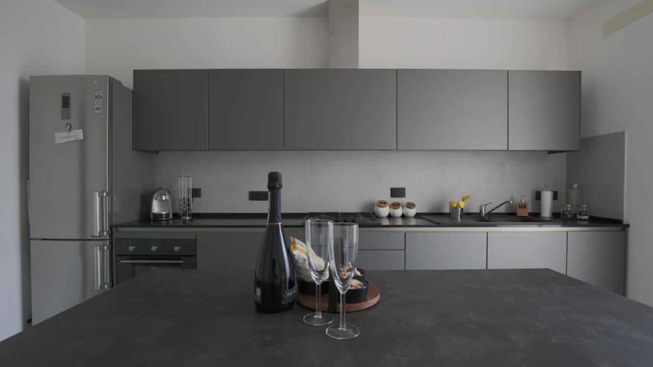 Appartamento Bb House Savona Esterno foto